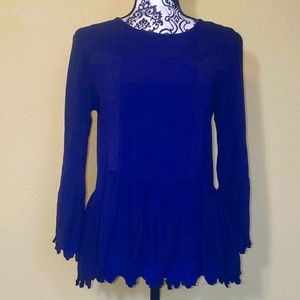 🧣$5 (MUST BUNDLE 2+) Violet embroidered long sleeve Top